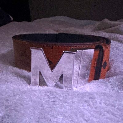 MCM Men's reversible belt 1.75 inch brown size 32-38(EXTRA HOLE)