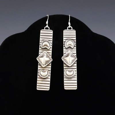 NATIVE AMERICAN NAVAJO STERLING SILVER EARRINGS BY DAKOTA WILLIE