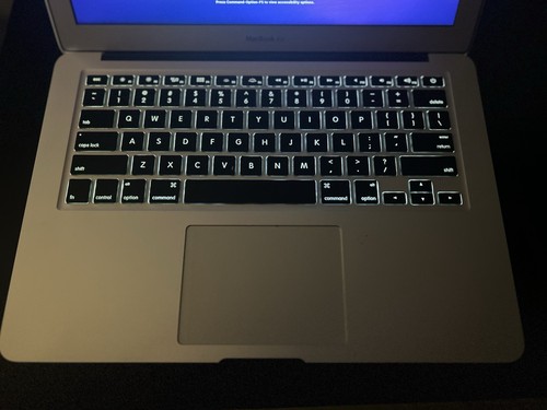 Apple - 13-inch MacBook Air - Cord & box - Works - No Hard Drive - Afbeelding 2 van 9