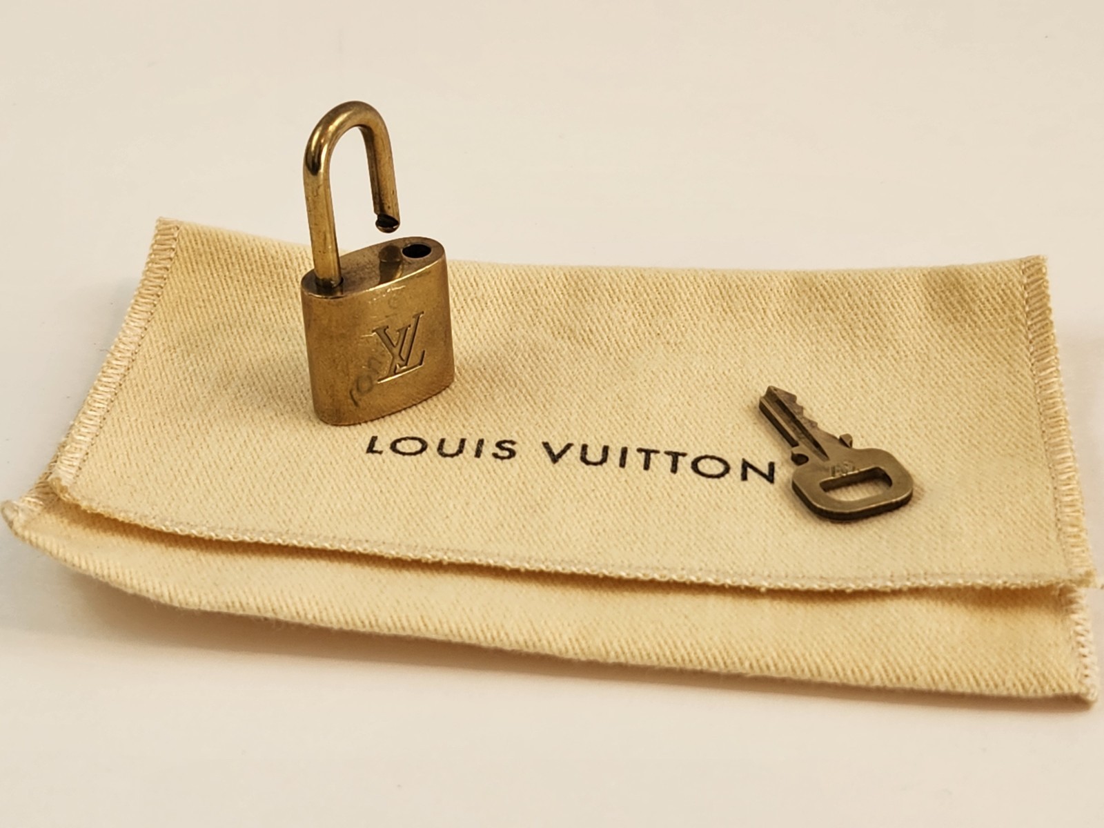Authentic Louis Vuitton PadLock Solid Lock Key Br… - image 2