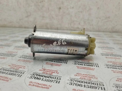 VW TOUAREG 7LA, 7L6, 7L7 Sitzsteuerungsmotor vorne links 0130002531 31477773