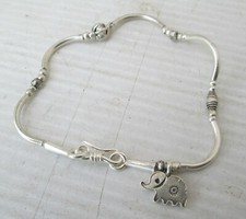 NiCe! Hmong Hill Tribe Unisex Silver Charm Bracelet Elephant Design