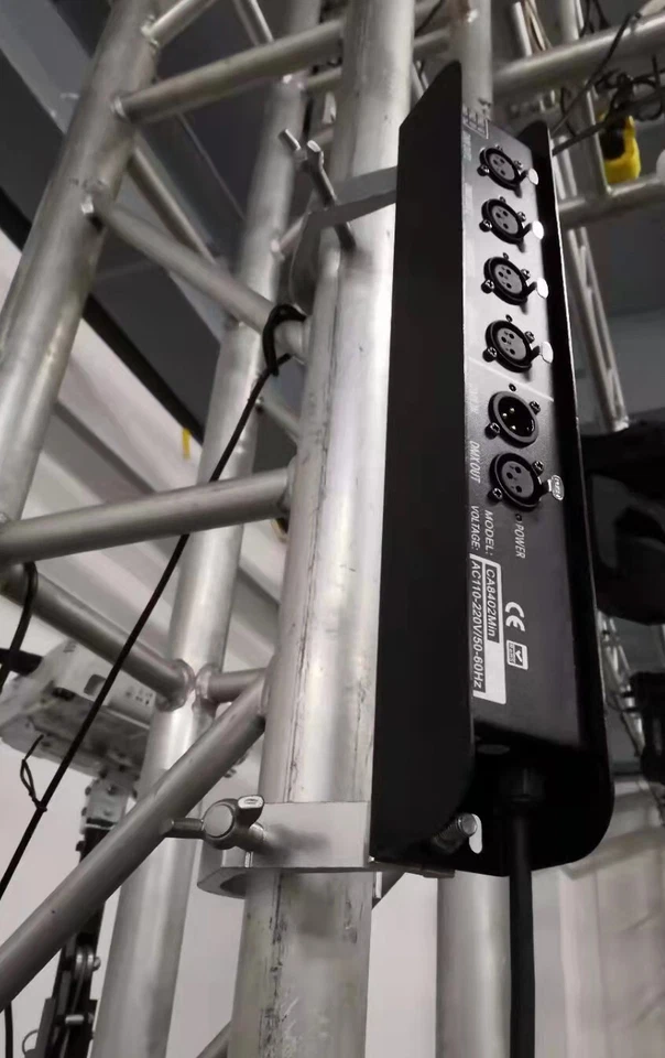 4port DMX Splitter club Stage Light Signal Amplifier 4CH DMX Distributor control - Image 3 of 3