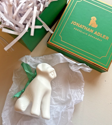 Jonathan Adler weißes Porzellan Labra Doodle Cockapoo Ornament - Hund - NEU versiegelt