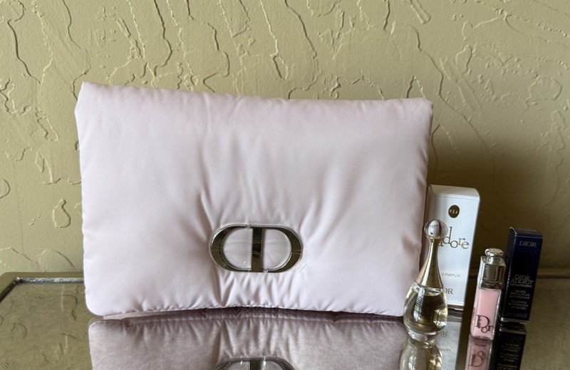 NIB Dior Pink Satin CD Logo Padded Clutch Cosmetic-GWP- and J’adore Pink Max