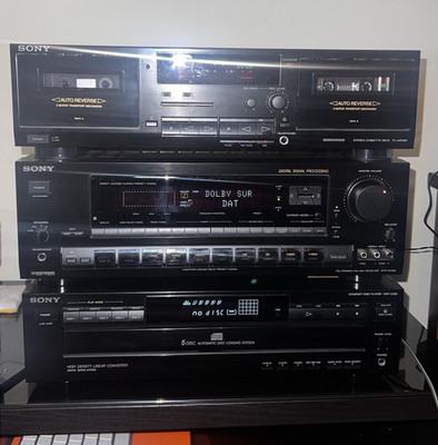 RARE Vintage Sony STR-D1090 Black 2-Channel A/V Receiver w/ Cassette Deck & 5-CD