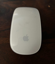 Apple A1296 Wireless Tactile/Multi-Touch Mouse