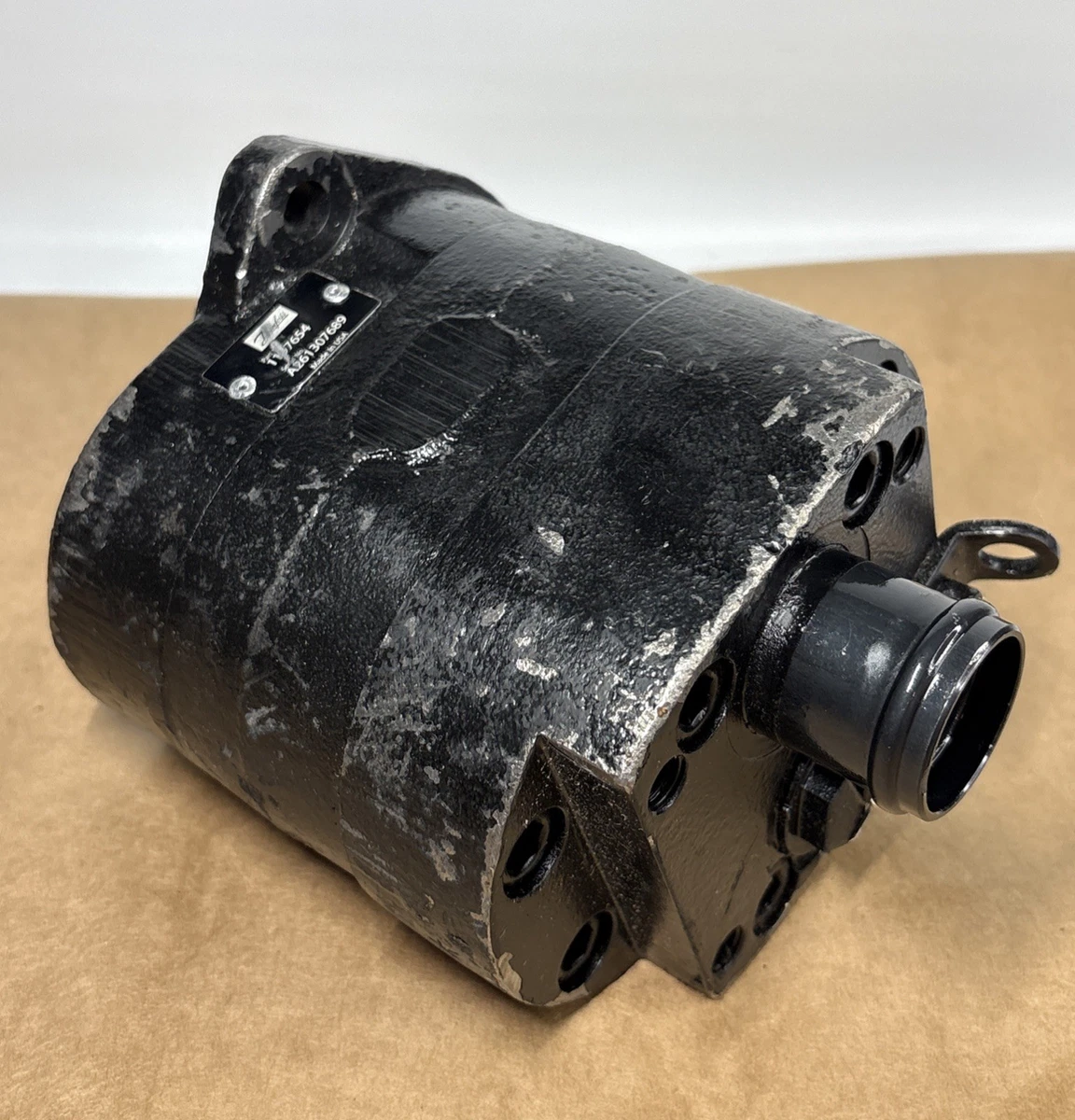 DanFoss Hydraulic Pump Motor 11?7654 (Read Description) photo 3