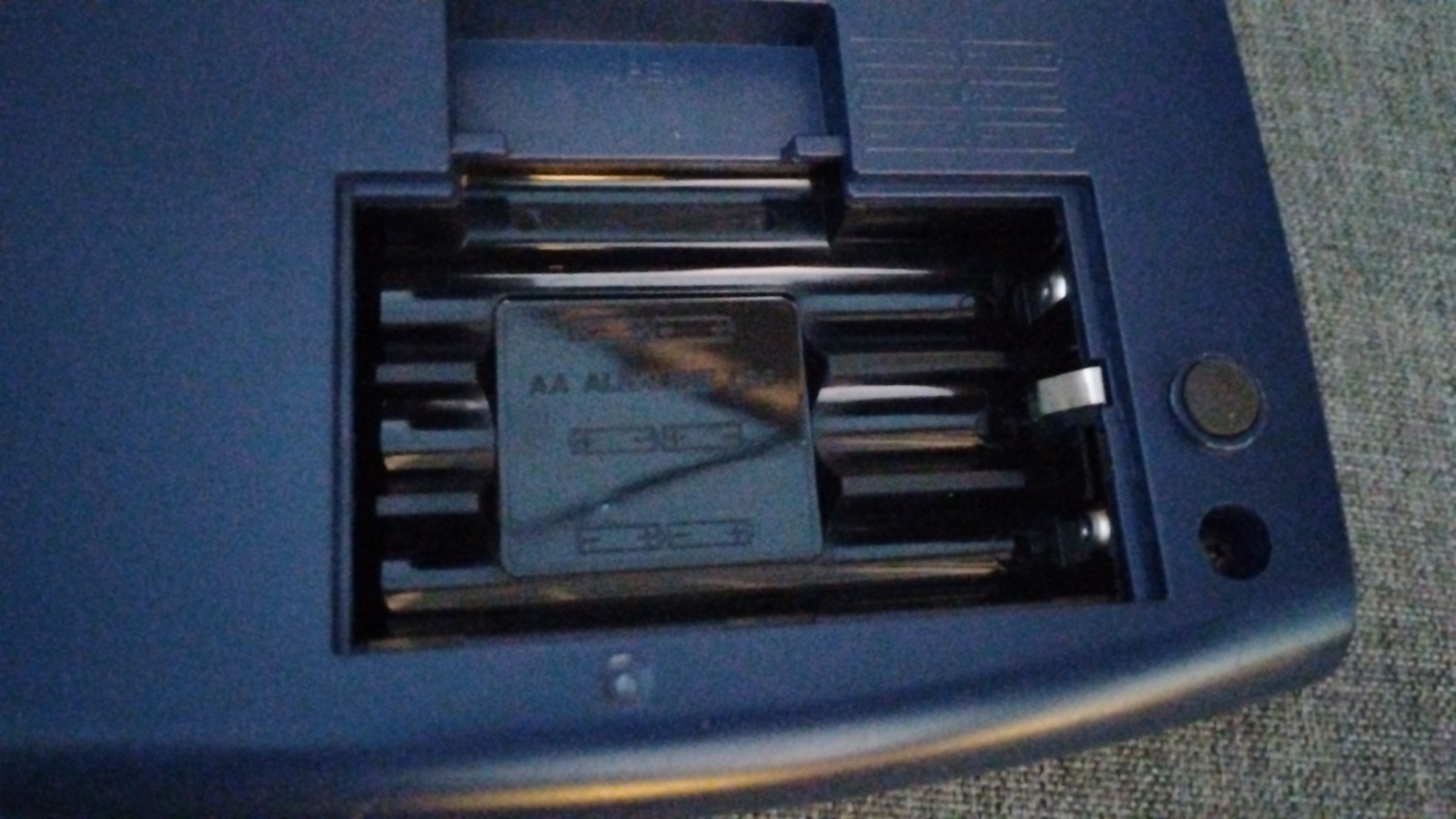 Brother P-Touch Deluxe Thermal Labeler Maker Printer PT-1880 Battery/wired