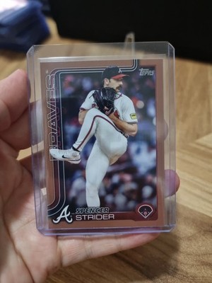 Spender Strider 2025 Topps Series 2 -  /2025 Gold Parallel #579 Atlanta Braves