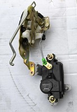 T&Uuml;RSCHLOSS VORNE RECHTS MITSUBISHI SPACE RUNNER N10/N20 | MB655572