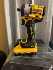 DEWALT DCF921B 20V 1/2inch Impact Wrench with 4ah battery