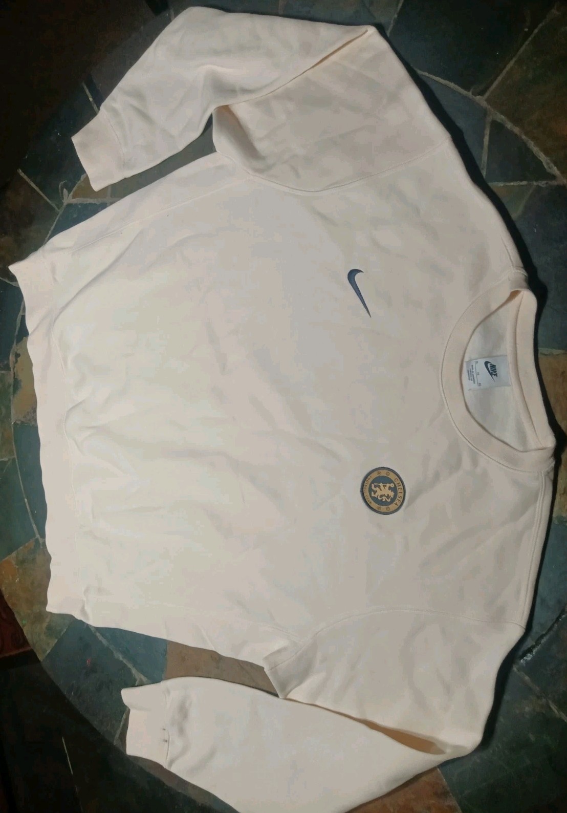 Picture 2 of 10