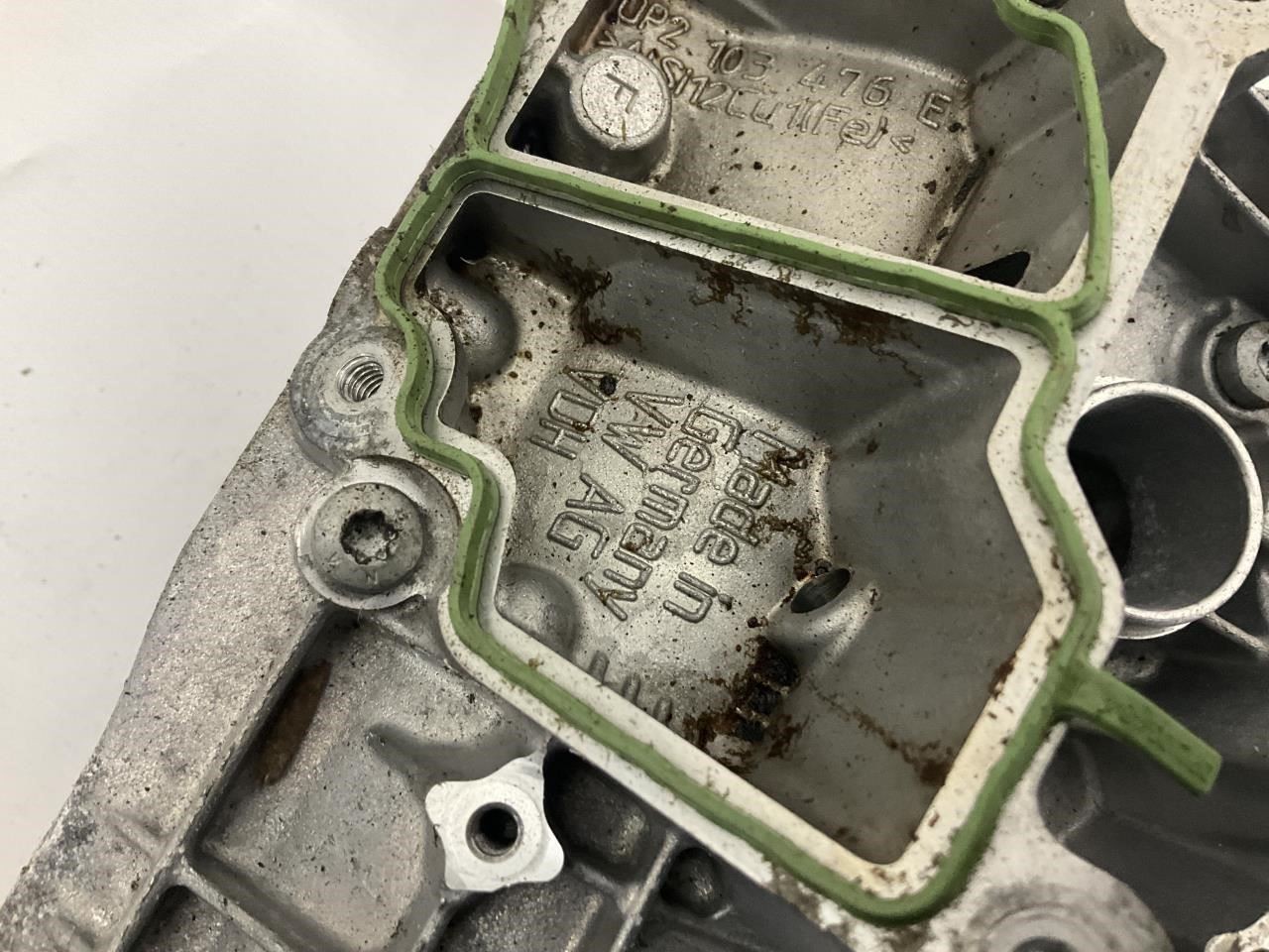21-26 Bentley Bentayga 4.0L Twin Turbo Engine Right Cylinder Head P