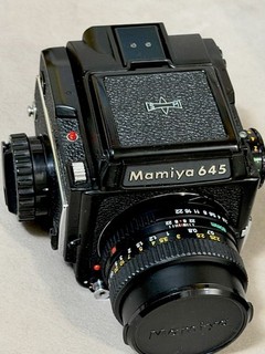 mamiya 645 1000s waist level 2.8