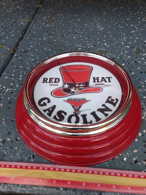 VINTAGE RED HAT GASOLINE WALL CLOCK. MANCAVE, GARAGE, ART WORK GAS. REDHAT