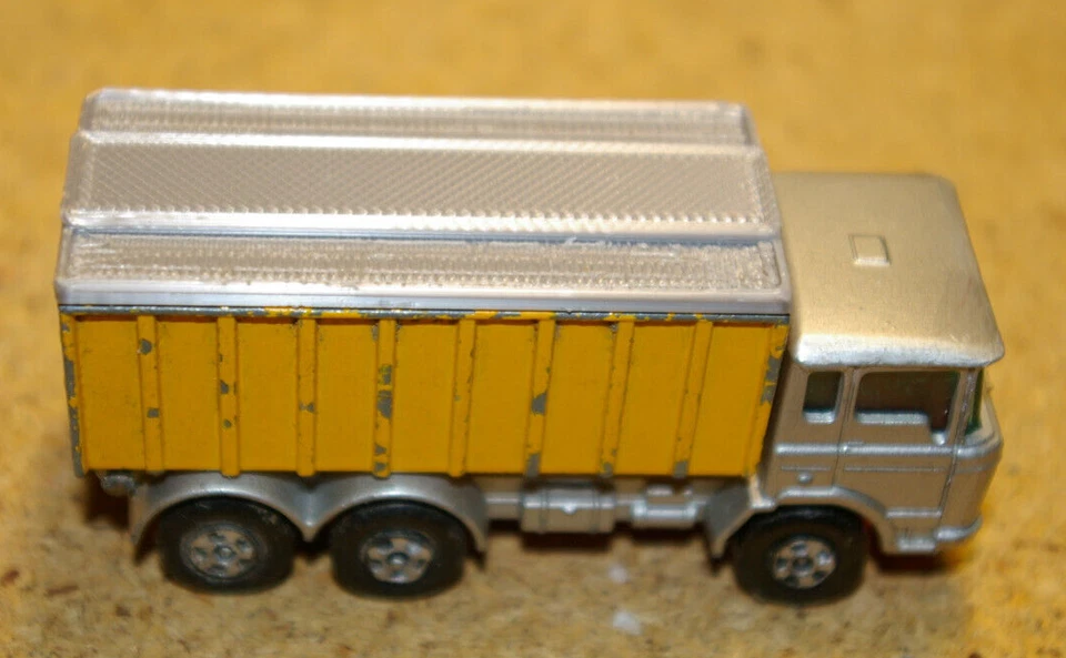 MATCHBOX SERIES No. 47 DAF Tipper Container Truck LESNEY / Zubehör Plane - Bild 2 von 4