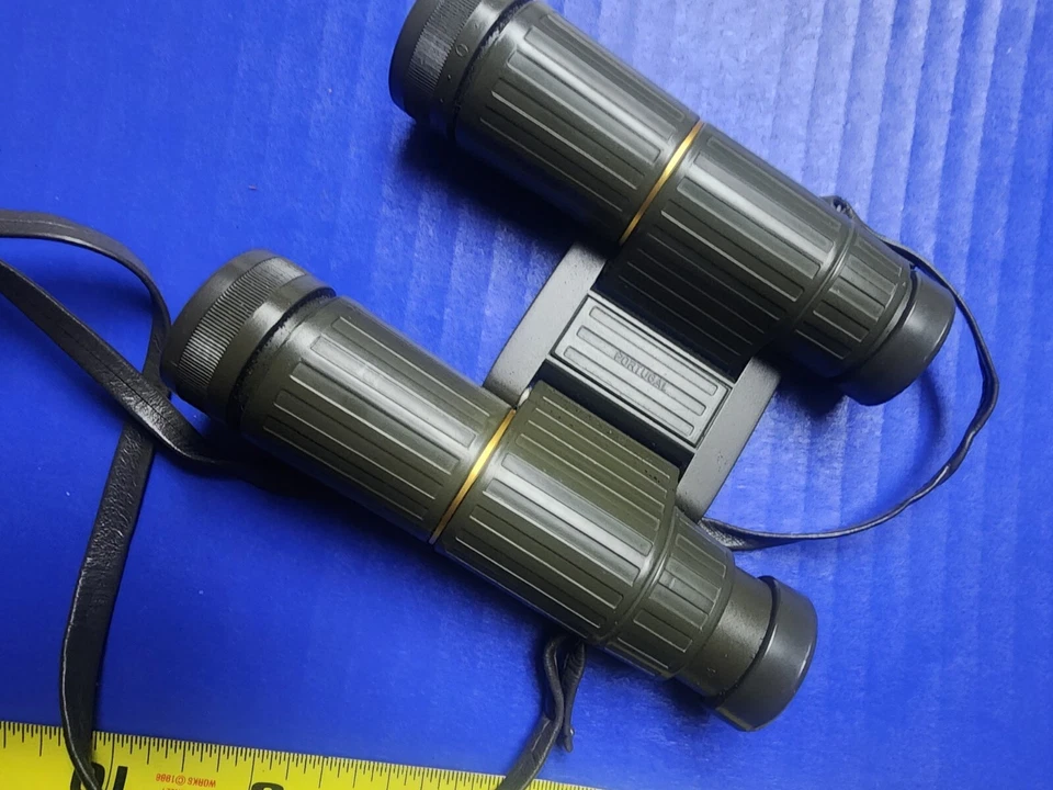Vintage Compact Green Leupold 9x25A Gold Ring Binoculars  Made in Portugal - Image 3 of 4