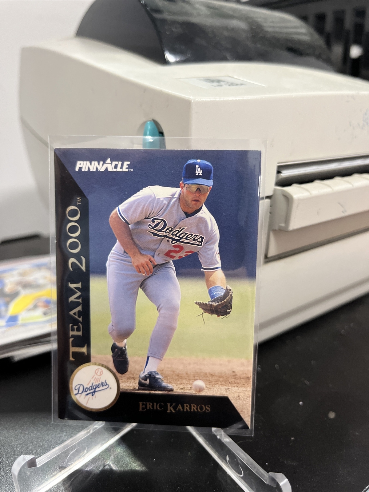 Eric Karros 1992 Pinnacle Team 2000 card #76 .