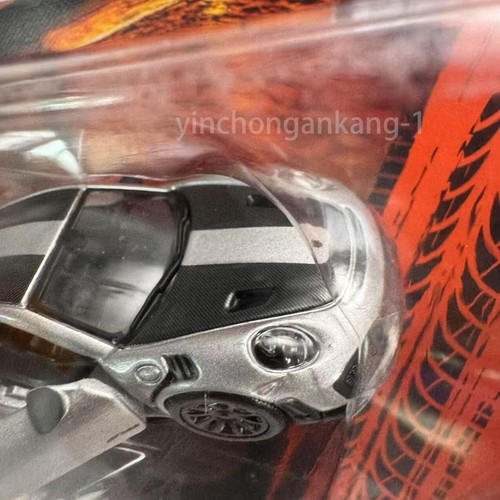 Maisto Speed Icons Porsche 911 GT2 RS Teal/gray 1:64 New 2025 - Picture 8 of 14
