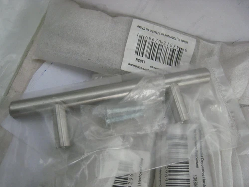 15  Jeffrey Alexander Key West Cabinet  Pulls - 3 " Cntr  136SN SATIN NICKEL - Picture 2 of 8