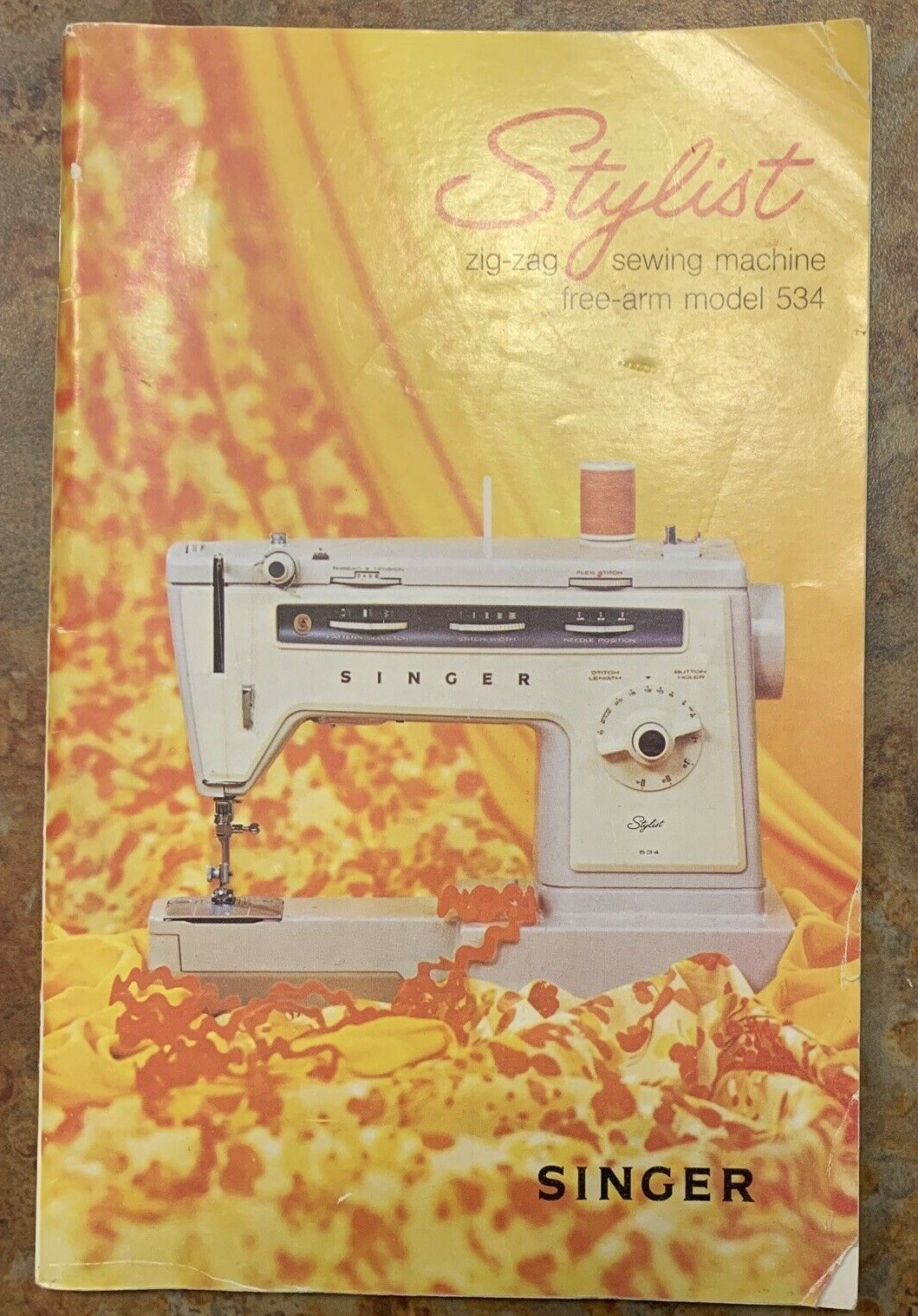 Singer Stylist 534 ZigZag Freearm Sewing Machine Original Owner's