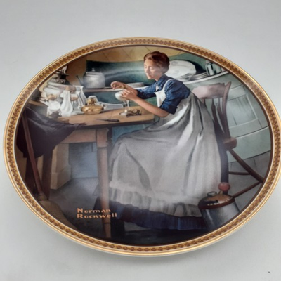 #ad Vintage Norman Rockwell Knowles Plate Working in the Kitchen 1983 8.5quot; COA USA $15.94