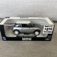 Vintage New Ray 2002 Mini Cooper Silver Diecast Model Car 1:32 Scale