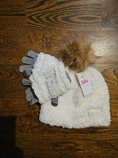 NWT Justice Girls Ivory Faux Sherpa Beanie Pom Hat and Gloves Cold Weather Set