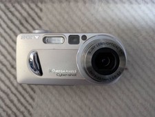 Sony Compact Digital Camera DSC-P10 Gold 5MP Optical Zoom Tested
