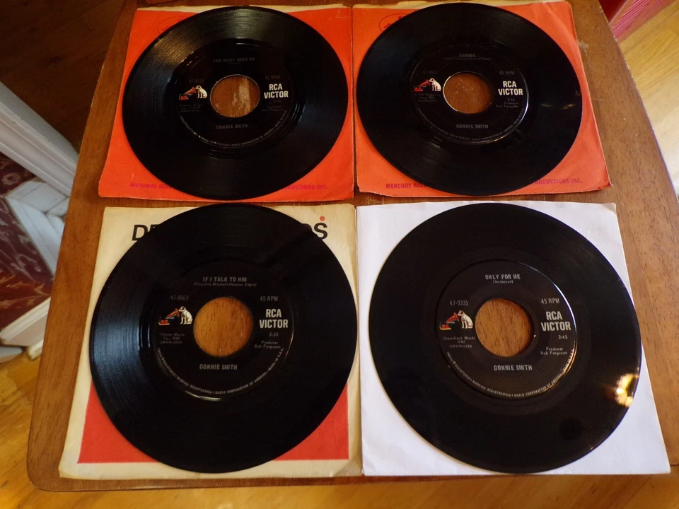 Connie Smith Set of 12 Country 45s RCA Victor - Image 3 of 4