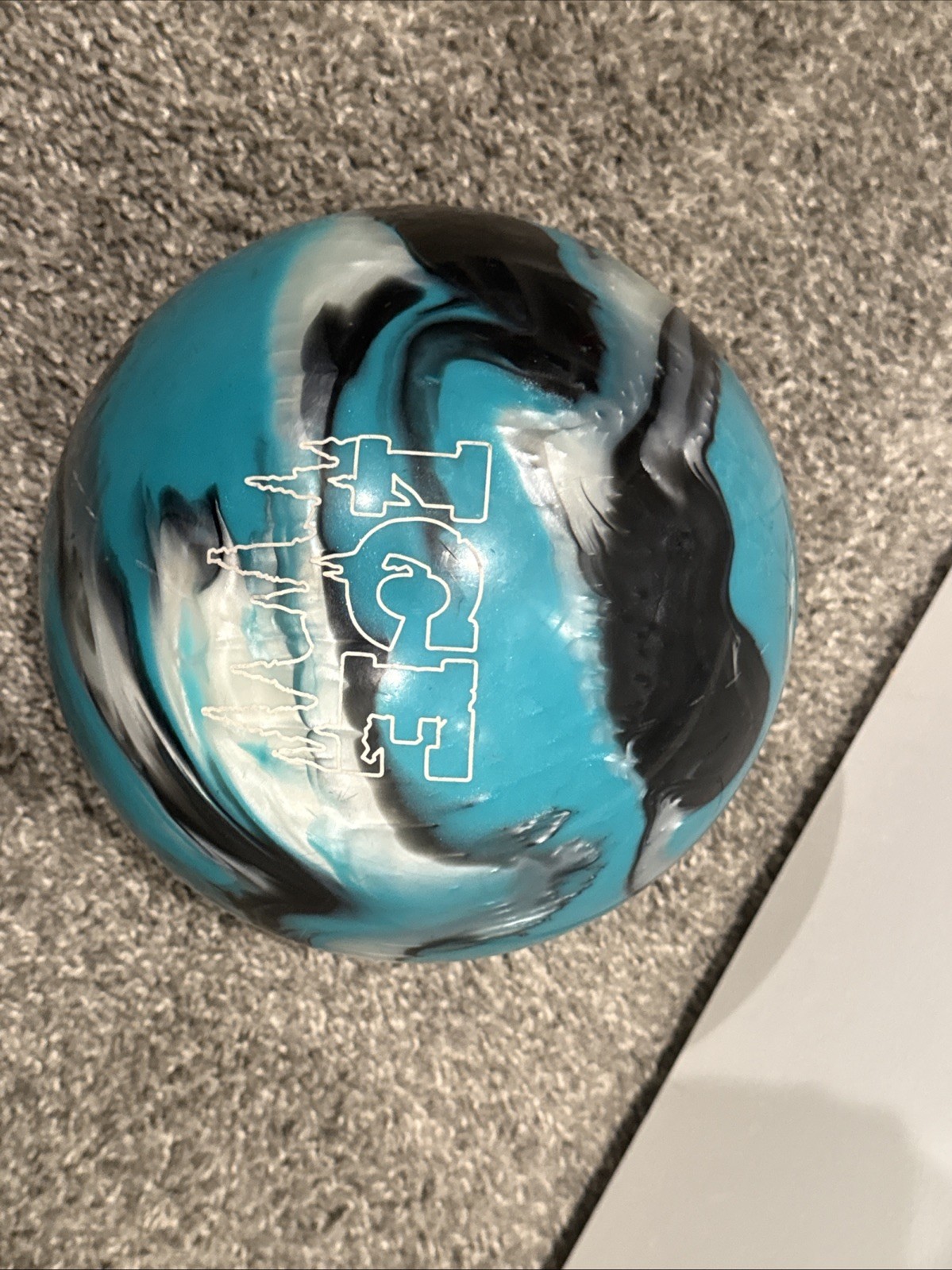 Storm Ice Storm Polyester Pearl Bowling Ball Blue/White 14LB