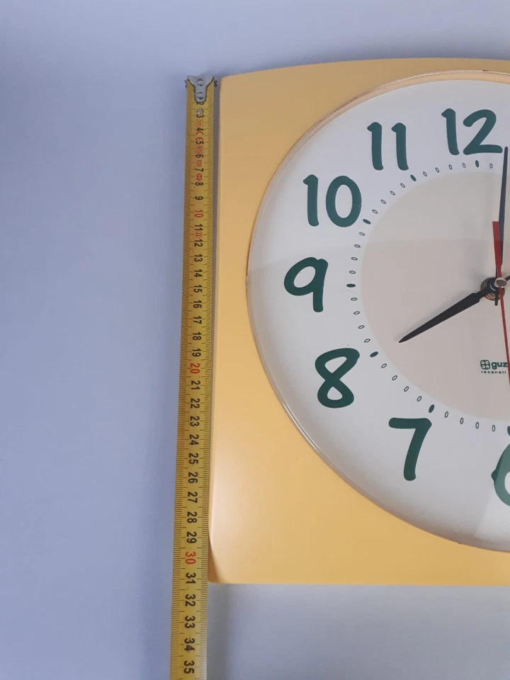 Orologio da parete vintage Guzzini giallo anni 80 design moderno made in Italy - Imagen 4 de 4