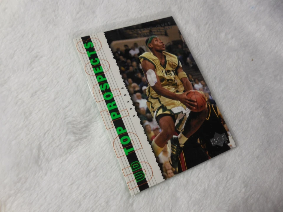 2003 UPPER DECK LEBRON JAMES TOP PROSPECTS ROOKIE CARD - Image 2 of 4