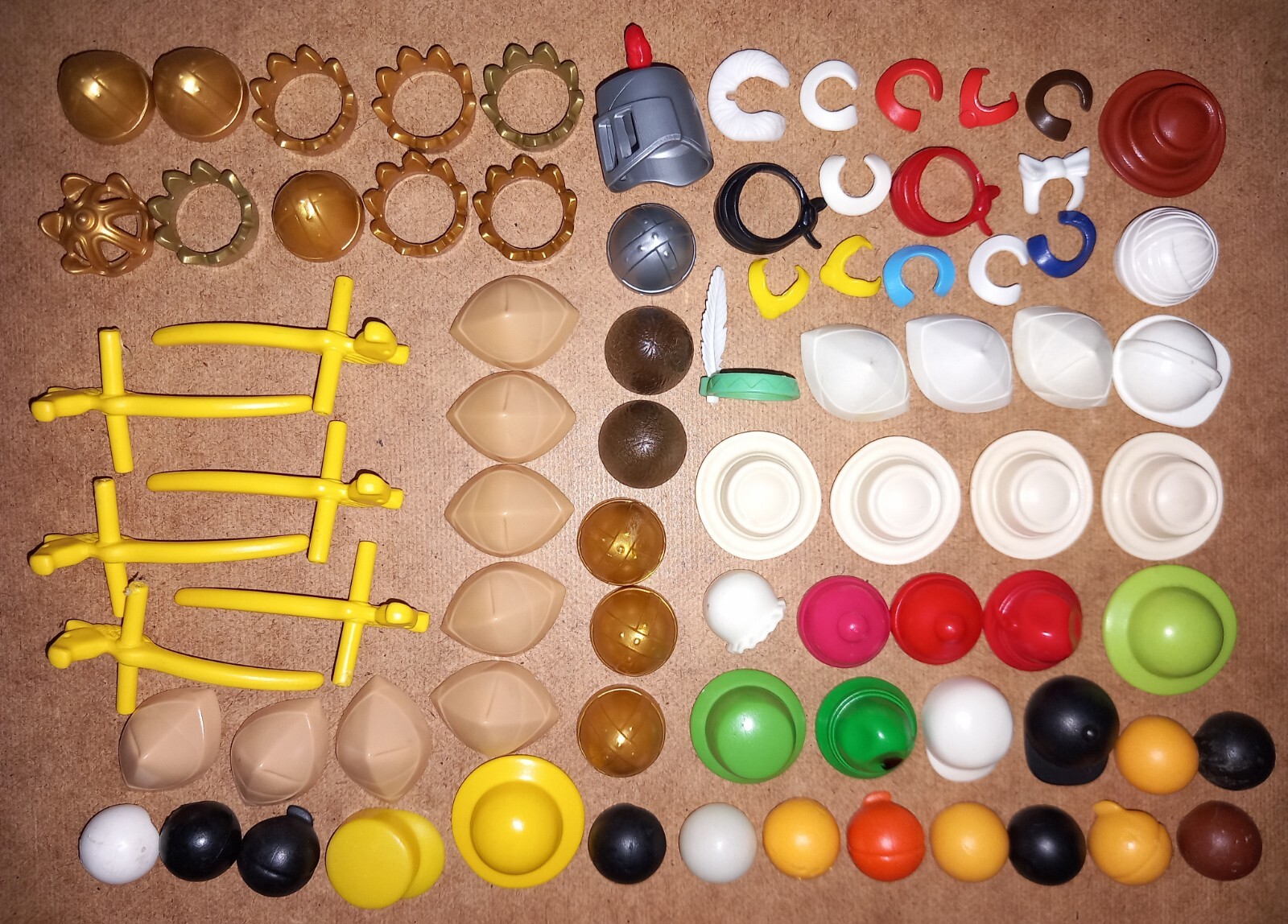 PLAYMOBIL NIÑO NIÑA SOMBREROS OESTE MEDIEVAL MODERNO PIRATA PERFECTAS