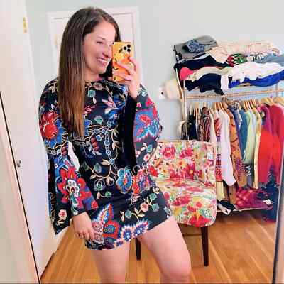 Alice Olivia Black Paisley Long Flare Sleeve Mini Dress