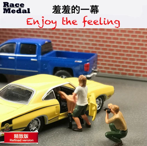minitaure 1/64 model cute girl  mini figure for diorama 1/64 car