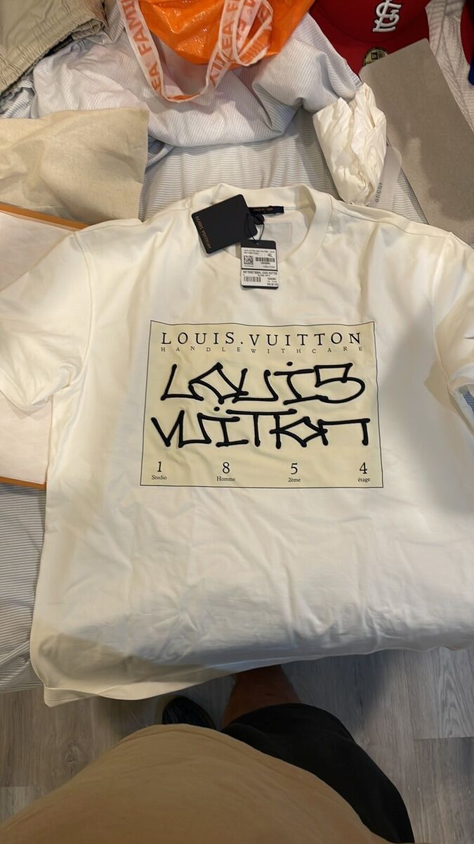 Authentic Louis Vuitton Tshirt New With Tags Size Large for Sale in