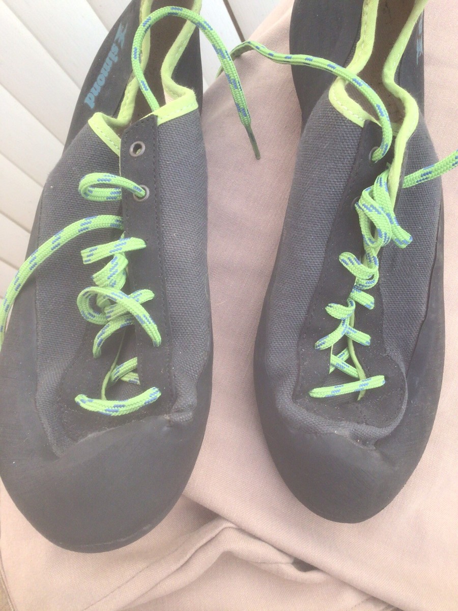 simond climbing shoes preloved UK
