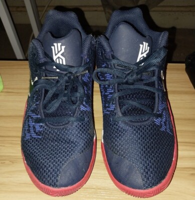 Nike Kyrie Flytrap 2size 5.5 youth