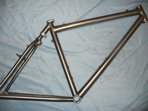 Moots YBB Softail Titanium Mountain 