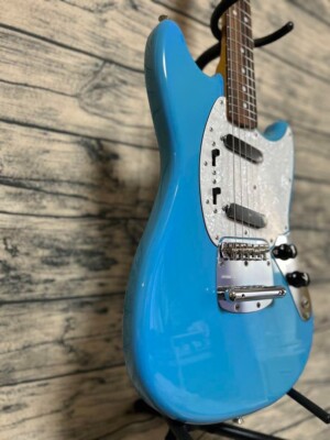 Fender Mustang Daphne Blue Electric Guitar Musical Instruments