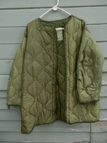 Vintage US Army Extreme Cold Weather Fishtail Parka Liner 1976 Size Small