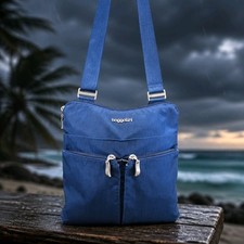 Baggallini Horizon Adjustable Crossbody Bag Purse Pacific Blue 10" W x 10.5" T