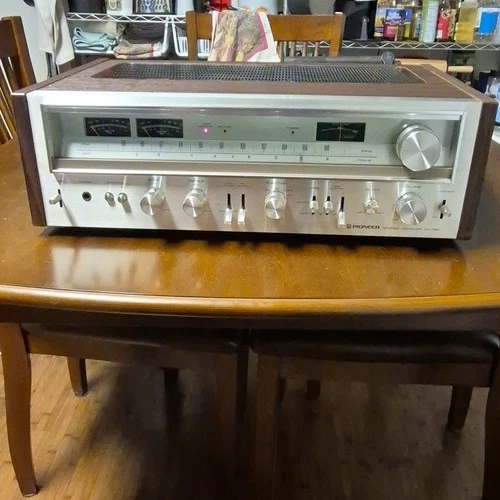 Pioneer SX-780 Vintage Stereo Receiver 45W Power Output Wood Panel Design