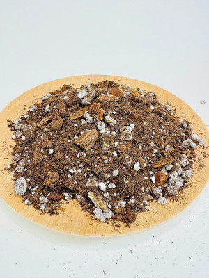 2GAL | Chunky Classic Potting Mix | Peat Based Soil Mix for Houseplants