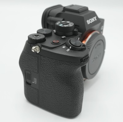 Sony Alpha a7R V Mirrorless 61MP 8K Mirrorless Camera - 7R5 A7R5