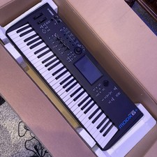 Yamaha MODX6+ 61-Key Synthesizer Keyboard