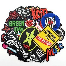 New Random Lot of 25 Rock Band Patches Iron on Music Punk Roll Heavy Metal Sew