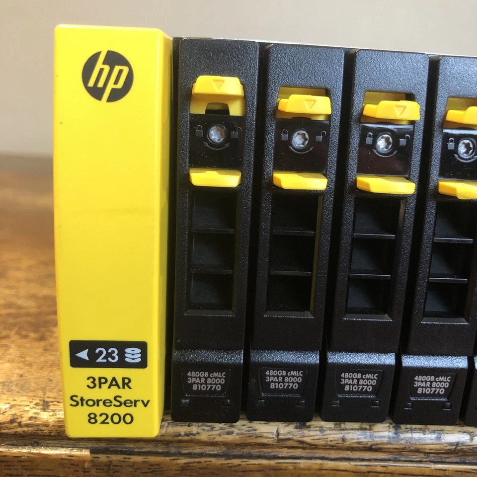 HP 756484-001 Drive Enclosure 3PARA-SV1009 c/w 24 Caddies - Image 2 of 4